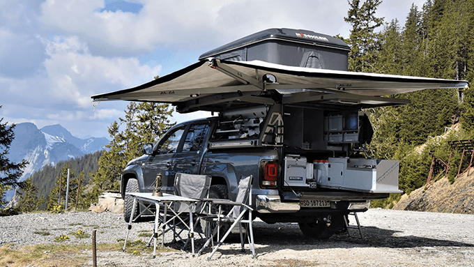 The interchangeable system for pick-ups from pick-up-and-go GmbH is half HardTop, half cabin and offers customers a practical slide-in component for their touring vehicle. This vehicle was the winner of the ISD Group's HiCart competition.