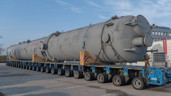 Die Kremsmüller Industrieanlagenbau KG nutzt HiCAD um komfortabel Supertanks und Reaktoren zu konstruieren. Rekordverdächtig  und ziemlich prächtig ist der Supertank von 40 Metern  Durchmesser, 17,5 Metern Höhe und einem Gesamtgewicht von 365 Tonnen.